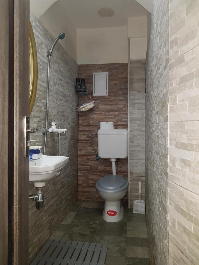 Studio Calea Victoriei Apartment Bukares Bagian luar foto